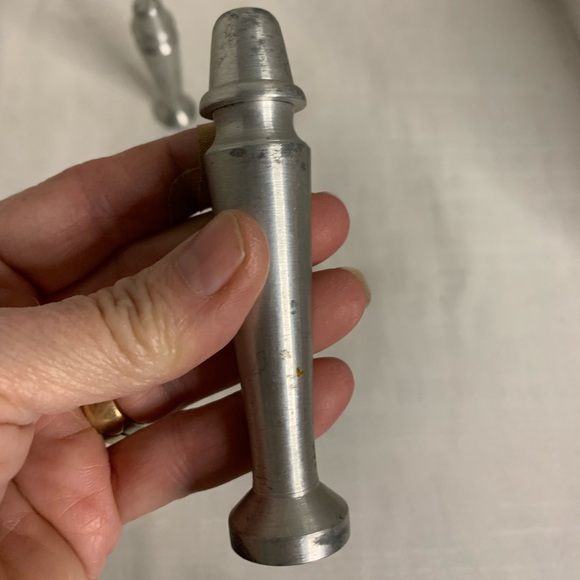 VINTAGE| Metal Bullet Shaped Salt and Pepper Set - Picture 5 of 9